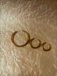 Image 4 of Small Classic Hoop
