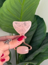 Image 1 of ROSE QUARTZ GUA SHA FACE ROLLER