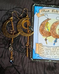 Image 2 of Magical Item: Moon Bolt