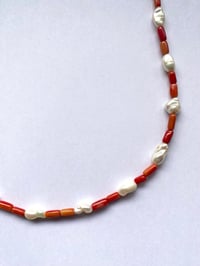 Image 2 of Glass and Freshwater Pearl necklace 