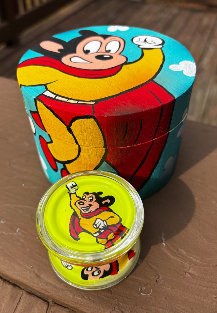 Image of Mighty Mouse Duncan Freehand One with Wood Box