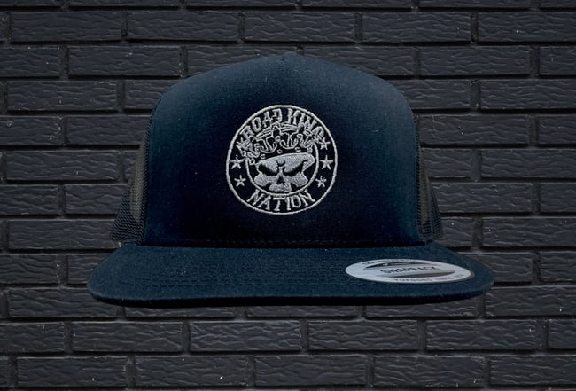 Circle Mesh-Back Snapback