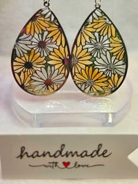 Image 5 of Handcrafted Resin Daisy Earring 