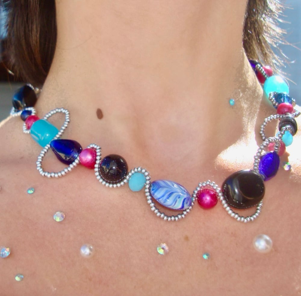 Image of BLACKXBLUEXMAGENTA 2WISTED NECKLACE