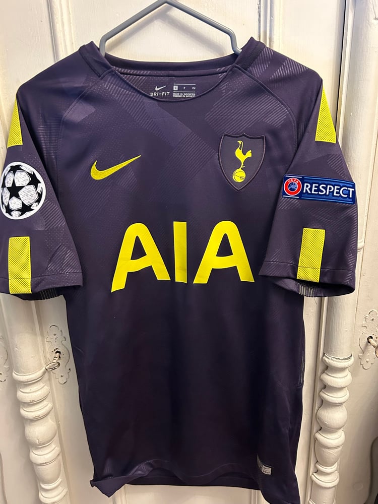 Image of Tottenham Hotspur “DELE 20” 2017/18 Third Shirt + UCL patches  (S)