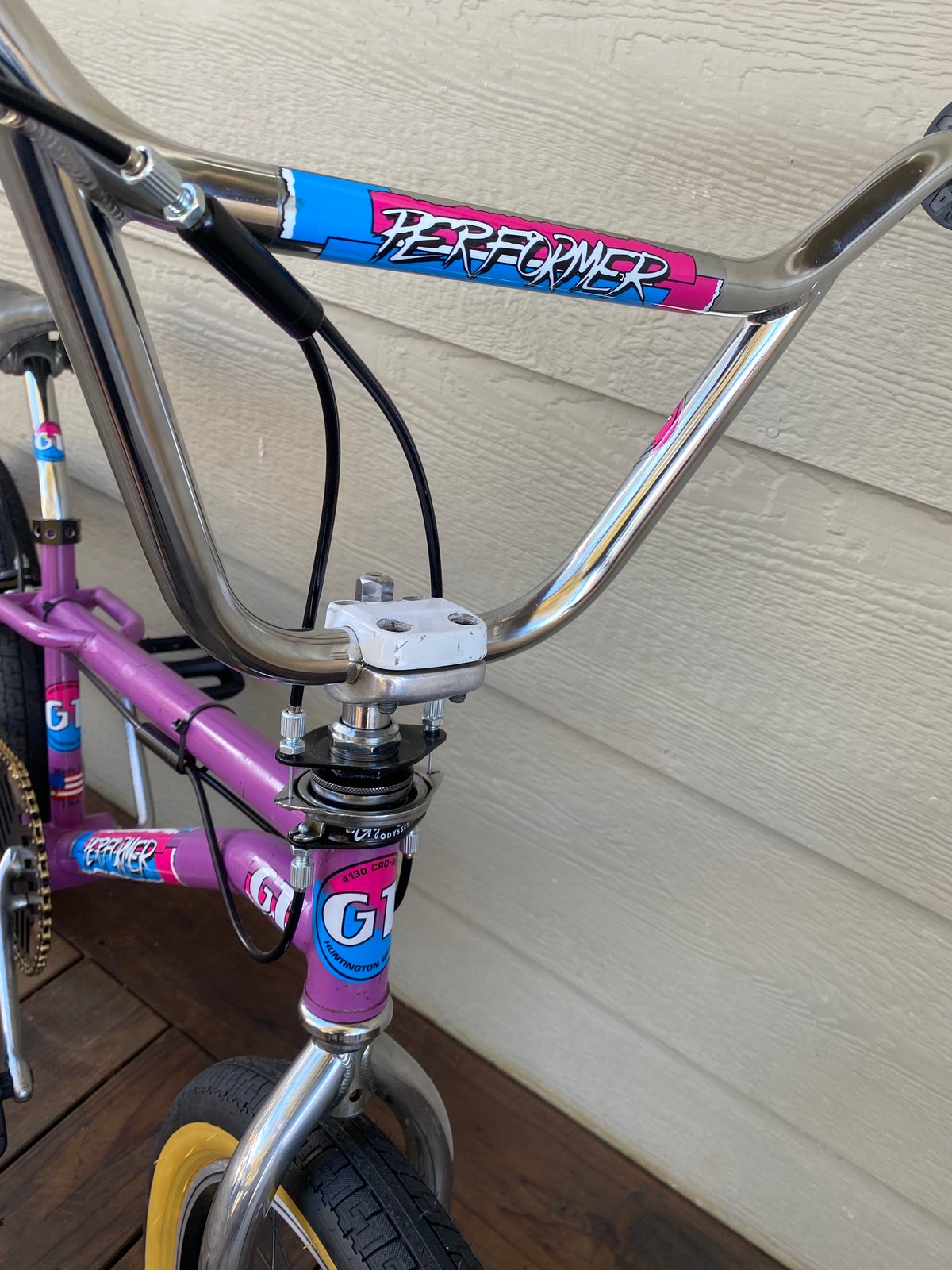 1986 GT Performer purple Twisted BMX Familia