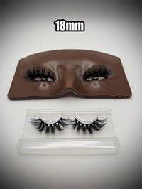 Image 5 of Strip Lashes