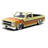 Image 2 of Jada 1985 Chevrolet C10 1:24 Scale