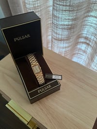 Image 2 of Vintage Pulsar By SEIKO Gold Matte Finish Strap- NEW IN BOX with Tag✨ 