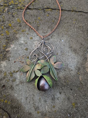 Chestnut pendant 
