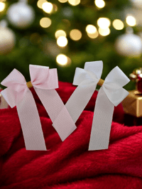 Image 3 of Diamond embossed 5" bow