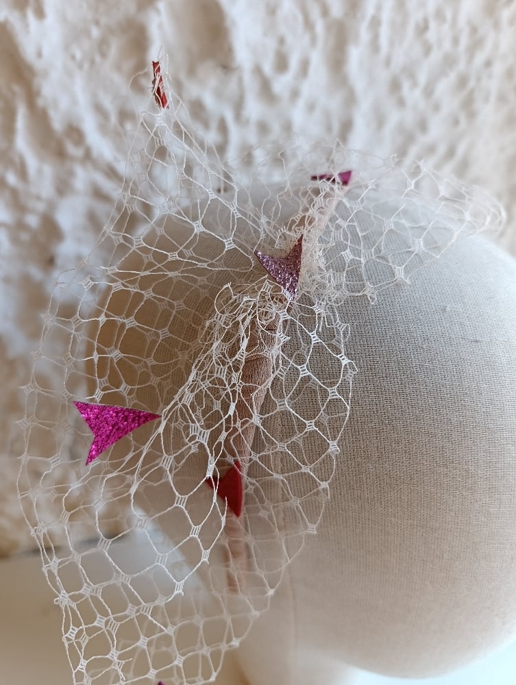 Image of Cerchietto veletta cipria con cuoricini rosso/rosa