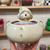 Image 3 of almond milk + shea butter scented candle