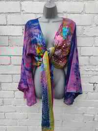 Image 20 of Wanderlust Stevie top rainbow flowers upto 14uk