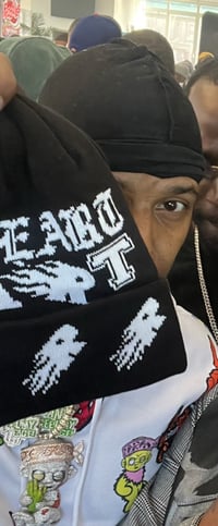 Image 2 of WORLD FAMOUS Shooting R Beenie 