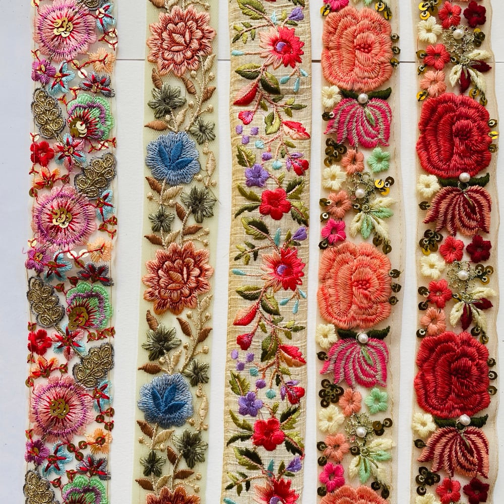 FLORAL EMBROIDERED RIBBON | Minnieolga