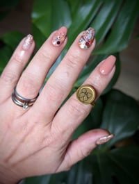 Image 3 of Bow Gold Ring