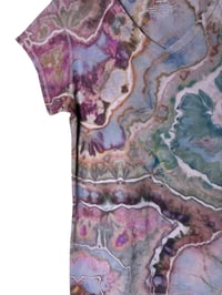Image 7 of ♻️ UPCYCLED L Ladies V-Neck Tee in Earthy Geode Ice Dye