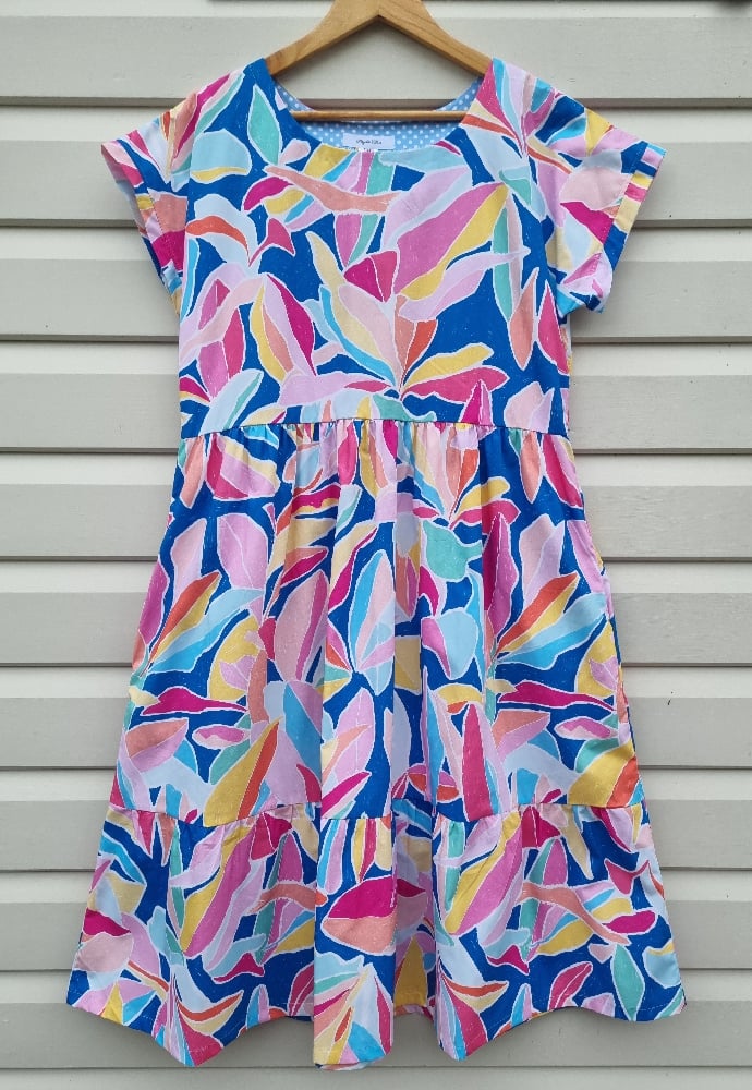 Image of HANNAH TIERS in DONE BRIGHT. AVAILABLE in SMALL, MEDIUM & LARGE