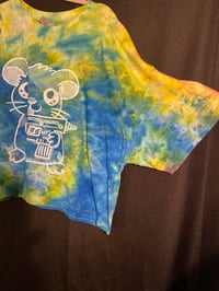 Image 3 of 2XL Hamtaro Collab  CROP TOP Shirt with Pazuzu 