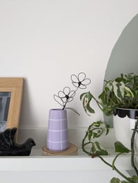 Image 3 of Petit vase violet à carreaux