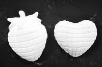 Image 2 of Berry in luv