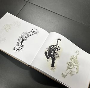 Image of AELTESTE TAETOWIERSTUBE "THE COLLECTION"