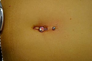 NAVEL PIERCING SERVICES