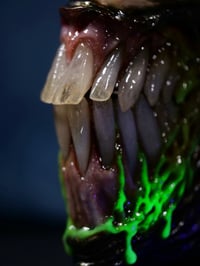 Image 5 of Xenomorph Skull Slim Zippo Lighter/Bleeding Drone/glow in the dark