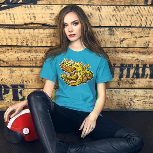 Image of Beatrice the Blue-Ringed Octopus T-Shirt