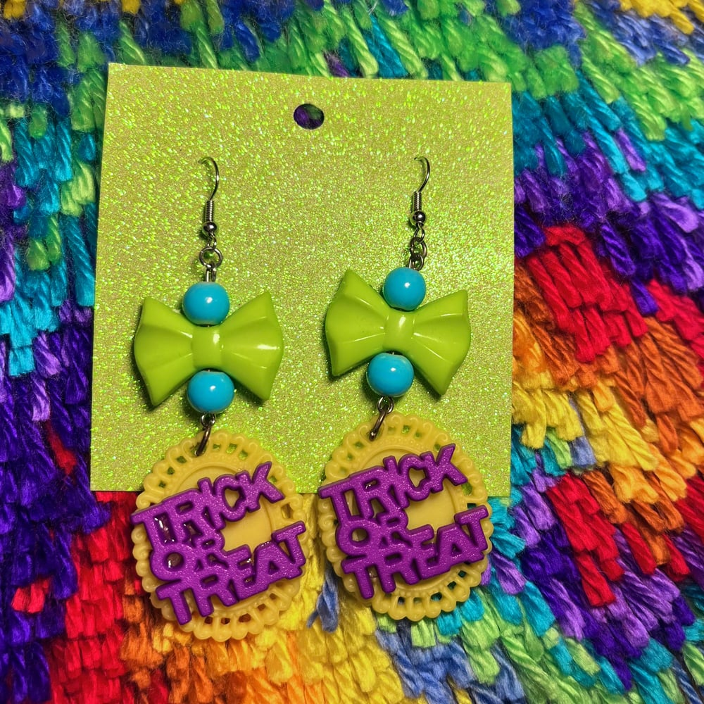 Image of Trick or Treat Earrings