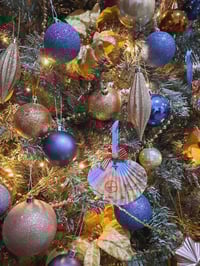 Image 2 of Découpage Shell Decorations 