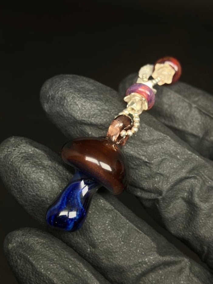 Luxury Fairy Keychain Image 3