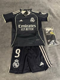 Image 1 of Real Madrid navy Mbappe no.9