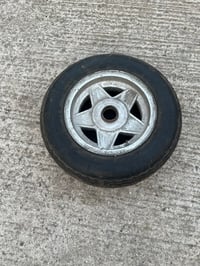 Image 1 of Ferrari 365 Chromodora 7.5” Lx15” Wheel 