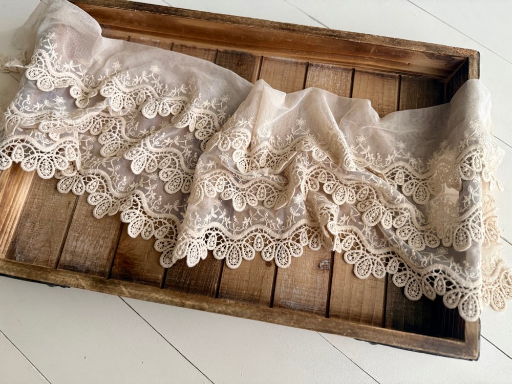 Image of Lacey tiered layer