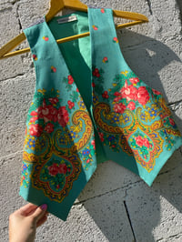 Image 1 of Chaleco feito a man. FOLIADA verde auga. Feito por encarga!