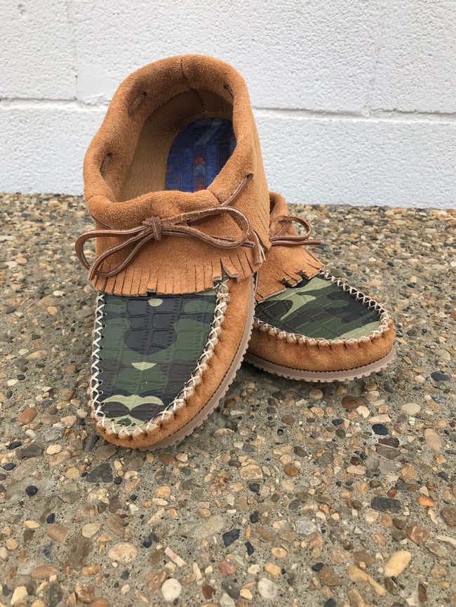 Short Roughout Moosehide Camo Women’s Moc