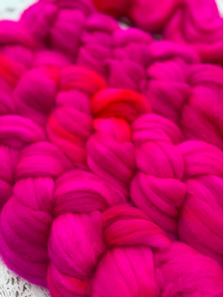 Hot Stuff, on Super Soft: 80% fine SW Merino, 20% Cashmere