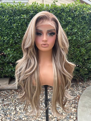 Image of Misha free part luxury (ready to ship)