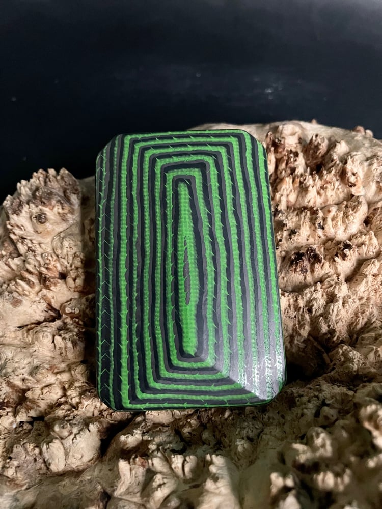 Image of @Kaoticartworks Resin & Carbon Fiber Worry Stone
