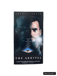 Image 4 of The Arrival [1996]
