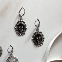 Image 4 of VINTAGE INTAGLIO FLORAL EARRINGS