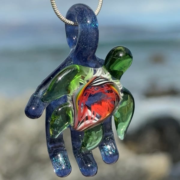 Image of Tiny Turtle Hand