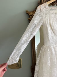 Image 20 of 1950s Tiered Lace 