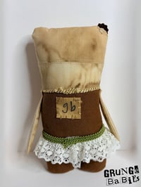 Image 3 of Curious Allie