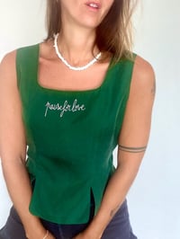 Image 6 of Top en soie "pause"