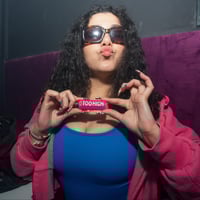Image 4 of Too High Lighter (Pink)