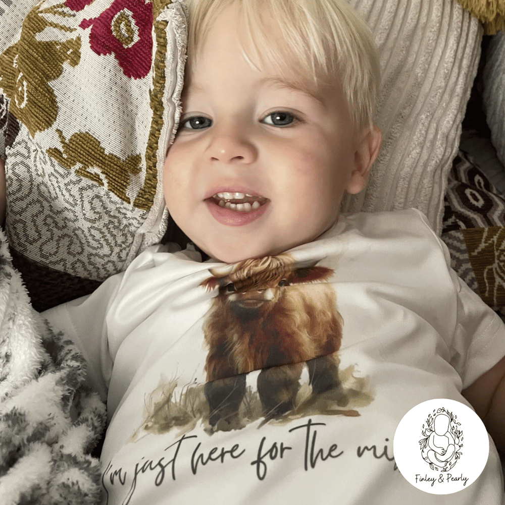 T-SHIRT: Cow Milk