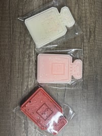 Image 2 of perfume bottles 
